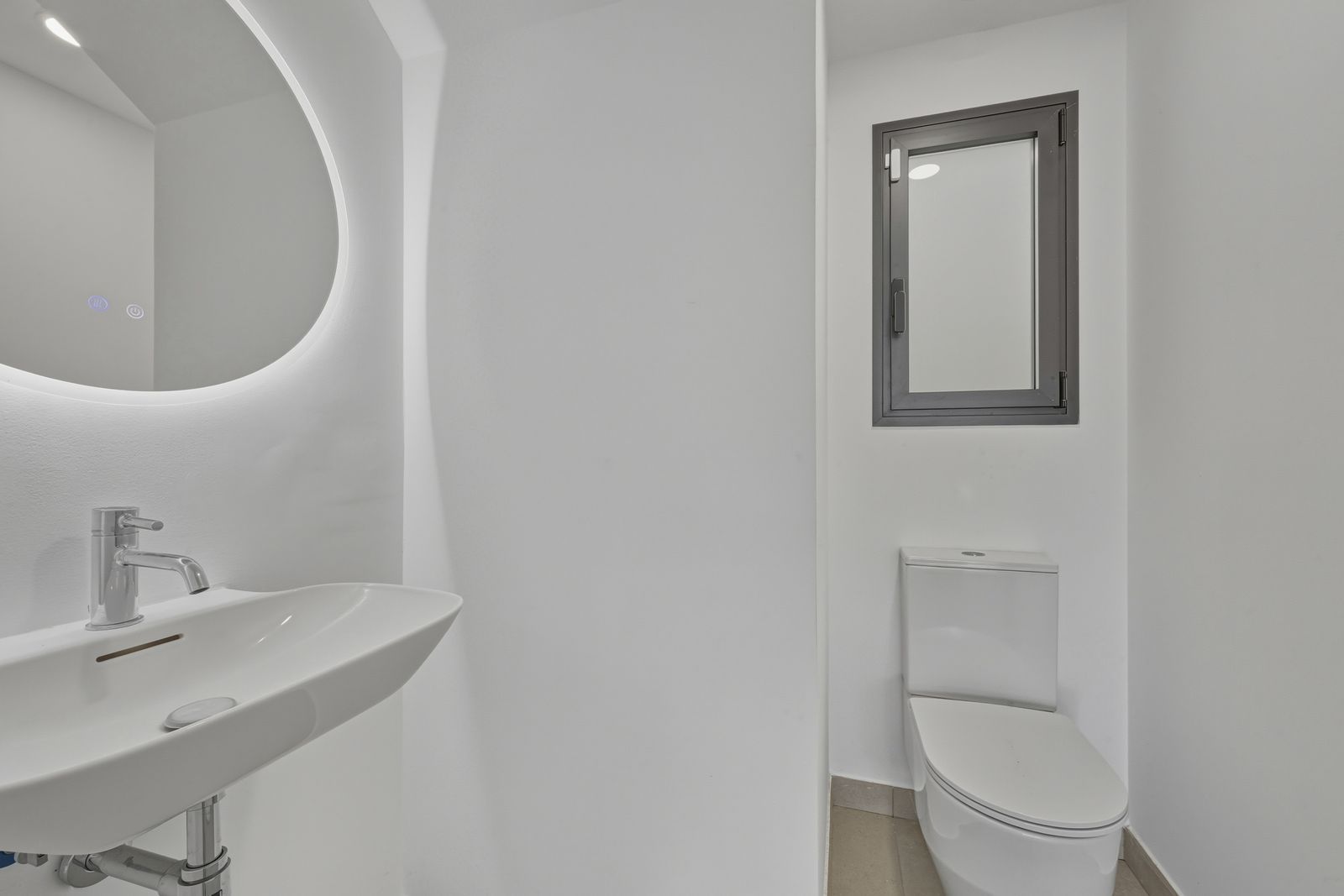 d31c38f965dd0566ec48b2b7319c8cf9 - 15