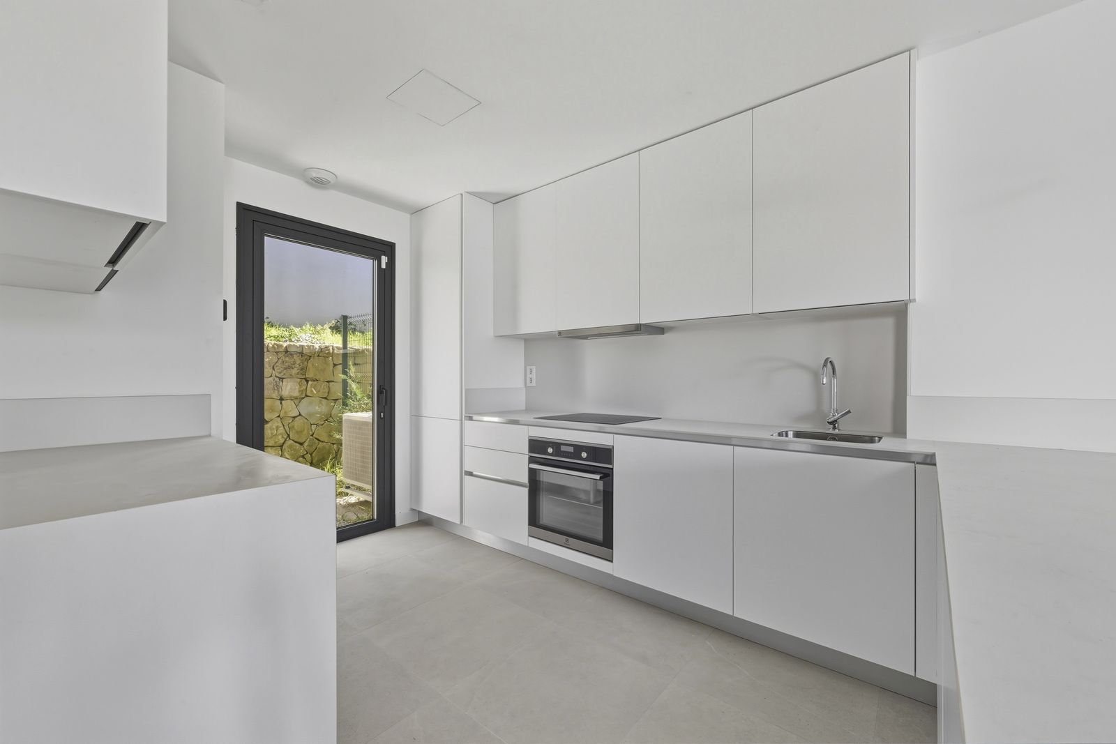 d31c38f965dd0566ec48b2b7319c8cf9 - 6