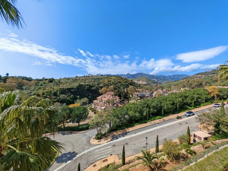 d40dfc6240c16d9550ceb704ddbf5fd7 - 13