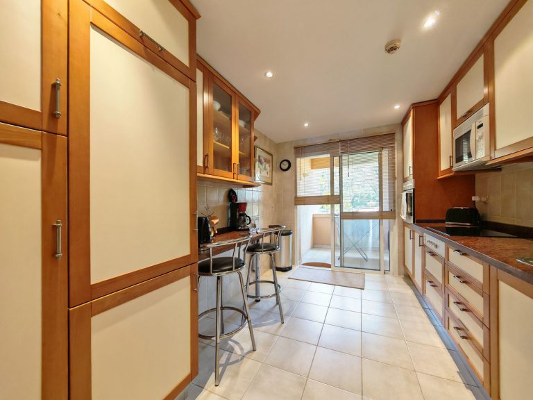 d40dfc6240c16d9550ceb704ddbf5fd7 - 7