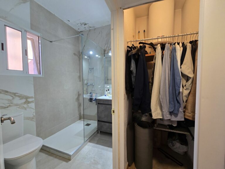 d4f464395fff32fd779d41fc573c0a5e - 16