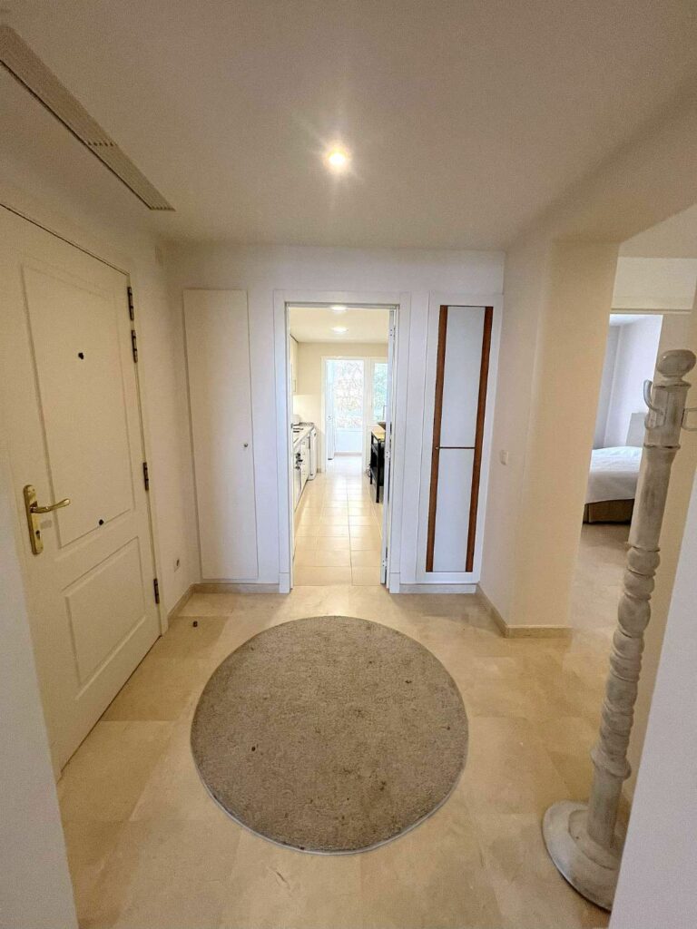 d5dc9aca37897d6a9188efbd27ada288 - 12