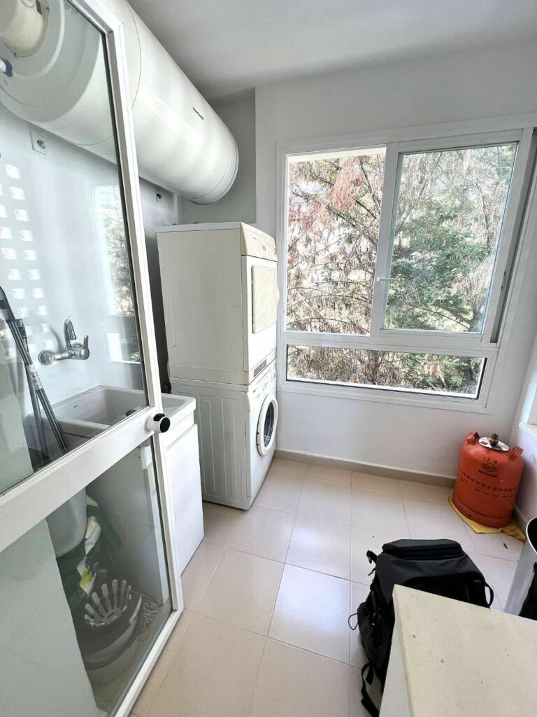 d5dc9aca37897d6a9188efbd27ada288 - 15