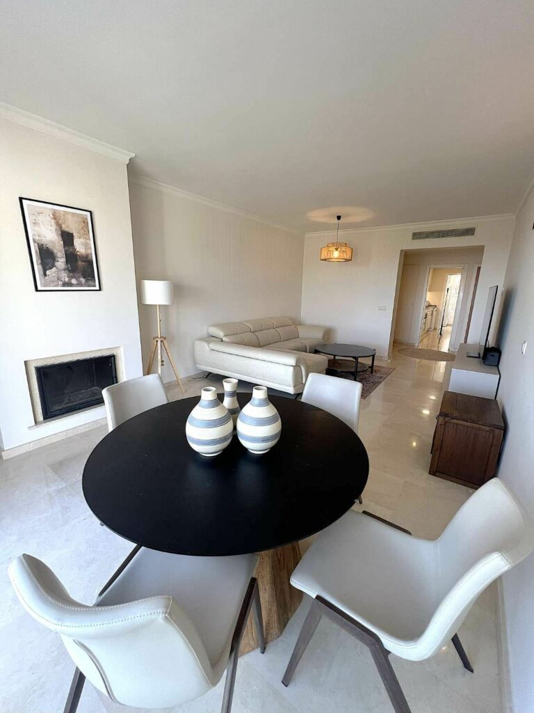 d5dc9aca37897d6a9188efbd27ada288 - 9