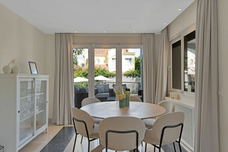 d61e1b703296677b39a767c534a08391 - 11