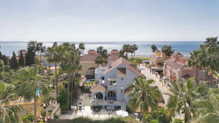 d61e1b703296677b39a767c534a08391 - 2