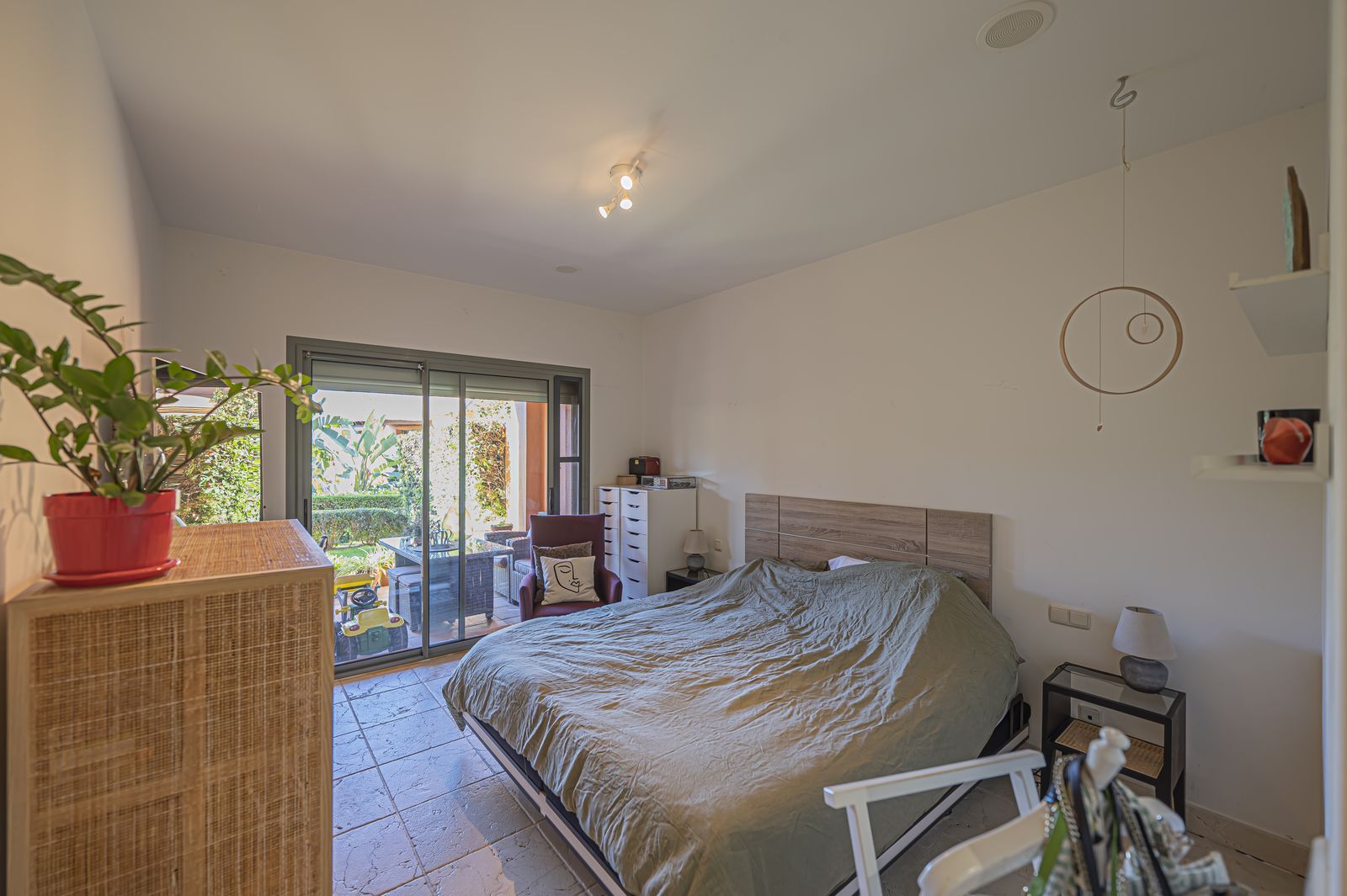 d6fff841b820f787bc2748dd99974b2f - 7