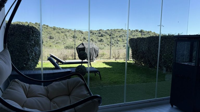 d75e1cb359461c8e17cac2819894bb0a - 14