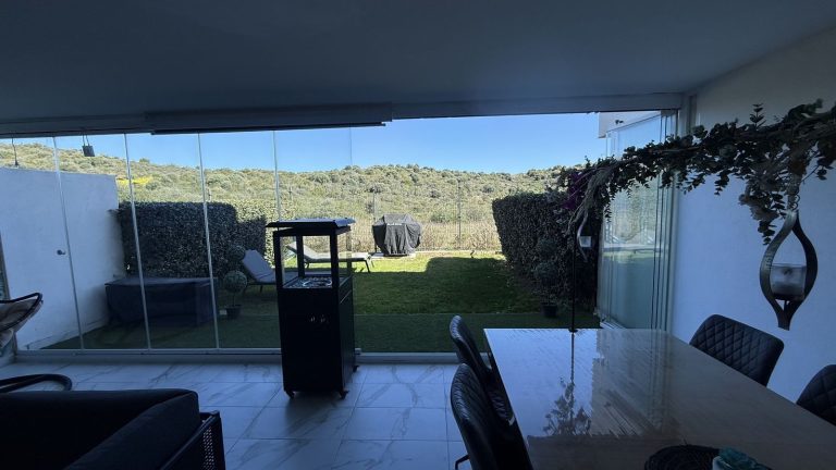 d75e1cb359461c8e17cac2819894bb0a - 4