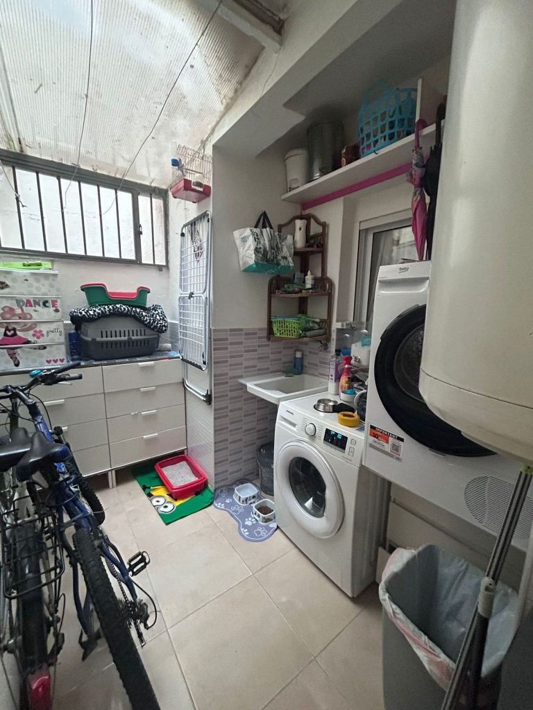 d850e3ff942e4ce4c44767df0de753d9 - 9