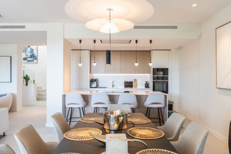 d89bb9835f374c411774b4bbd0df234d - 15