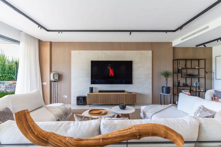 d89bb9835f374c411774b4bbd0df234d - 6