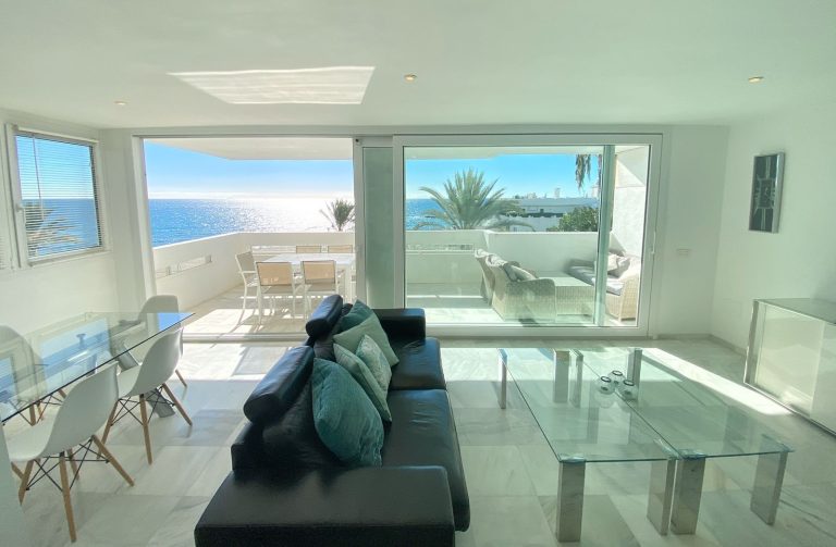 d9ff7a33278a589008a1ea6d27e85f73 - 8