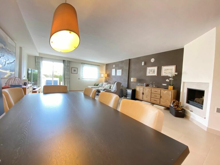 daa5890b2405517c61d783b36d220fc7 - 6