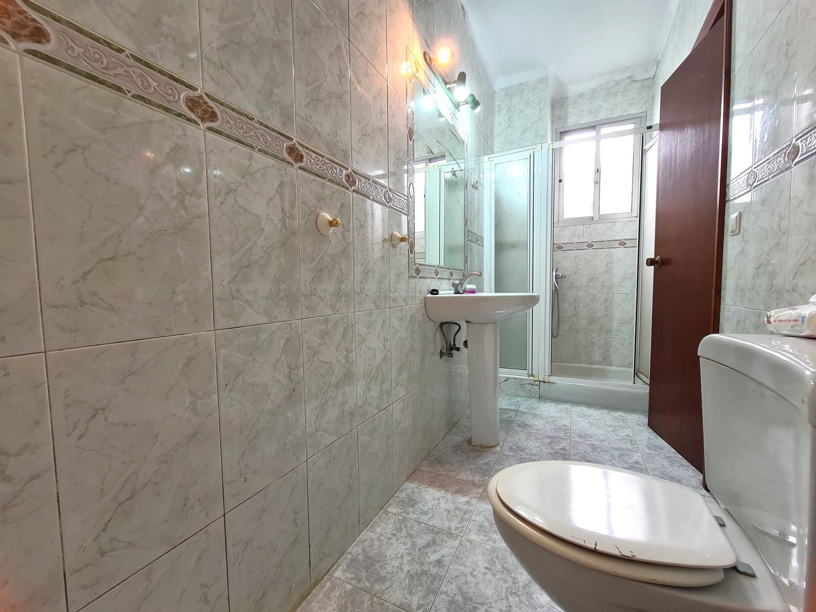 db0792e701935d5b38563d9cdac8356f - 5