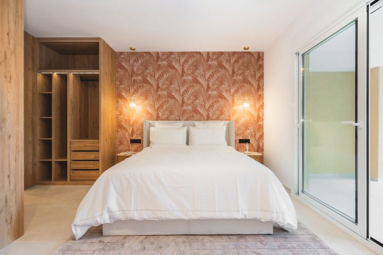 dbe81719f38c7fc793135b22cee8cd67 - 12