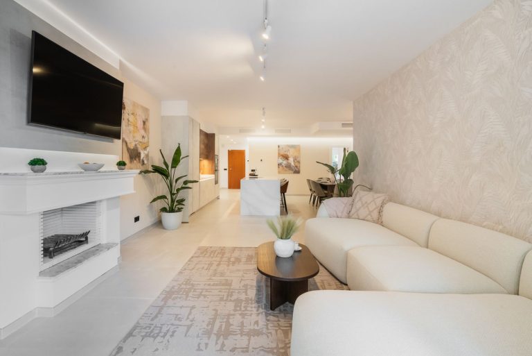 dbe81719f38c7fc793135b22cee8cd67 - 7