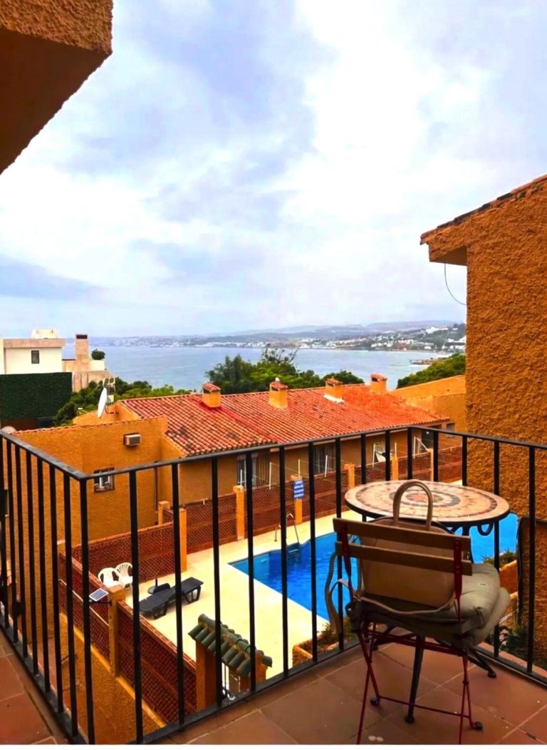 dc107395ed7d677bed52ee376037fc22 - 2