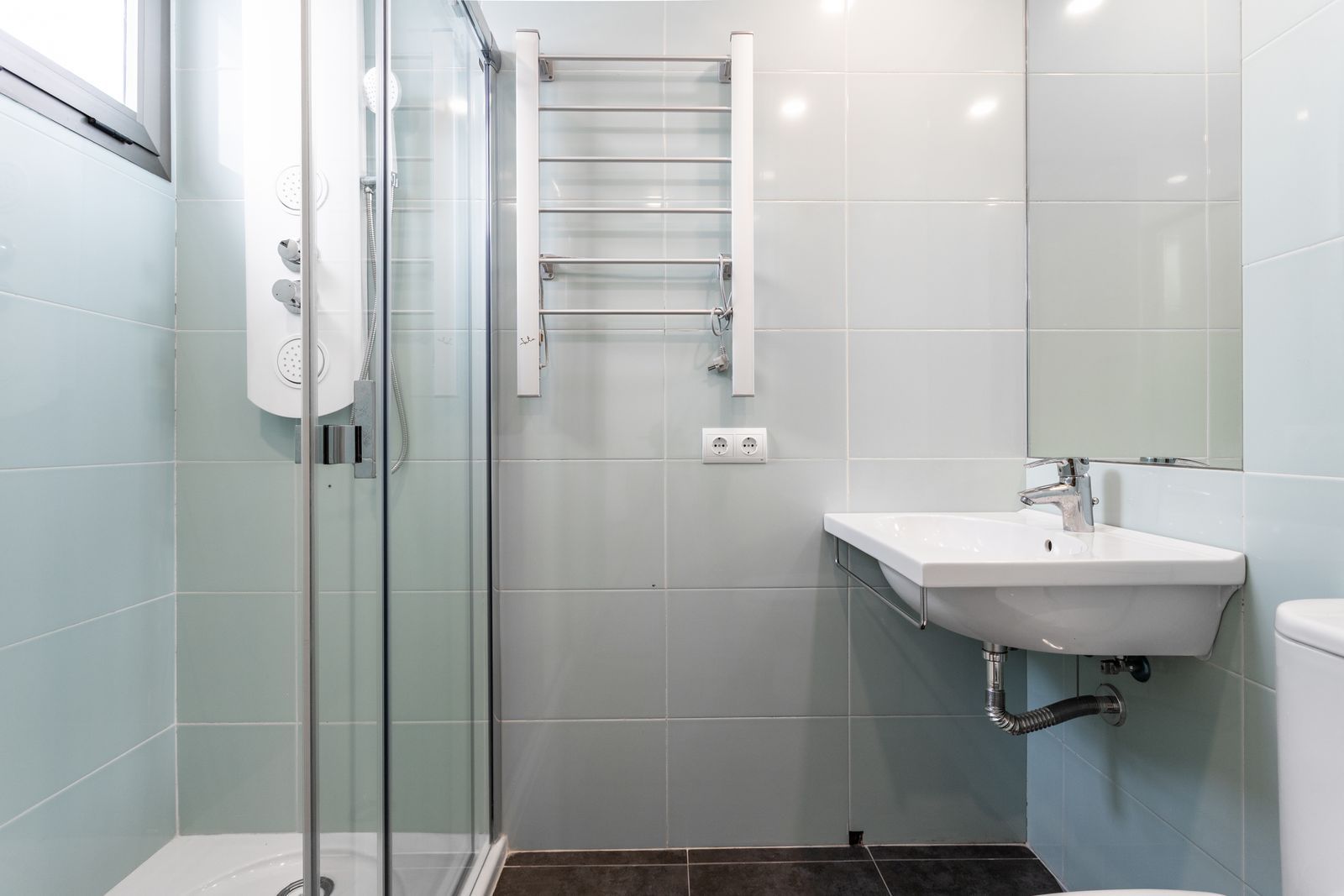 dc2762ffcd0e9d56b358d2d9431bf8a4 - 13