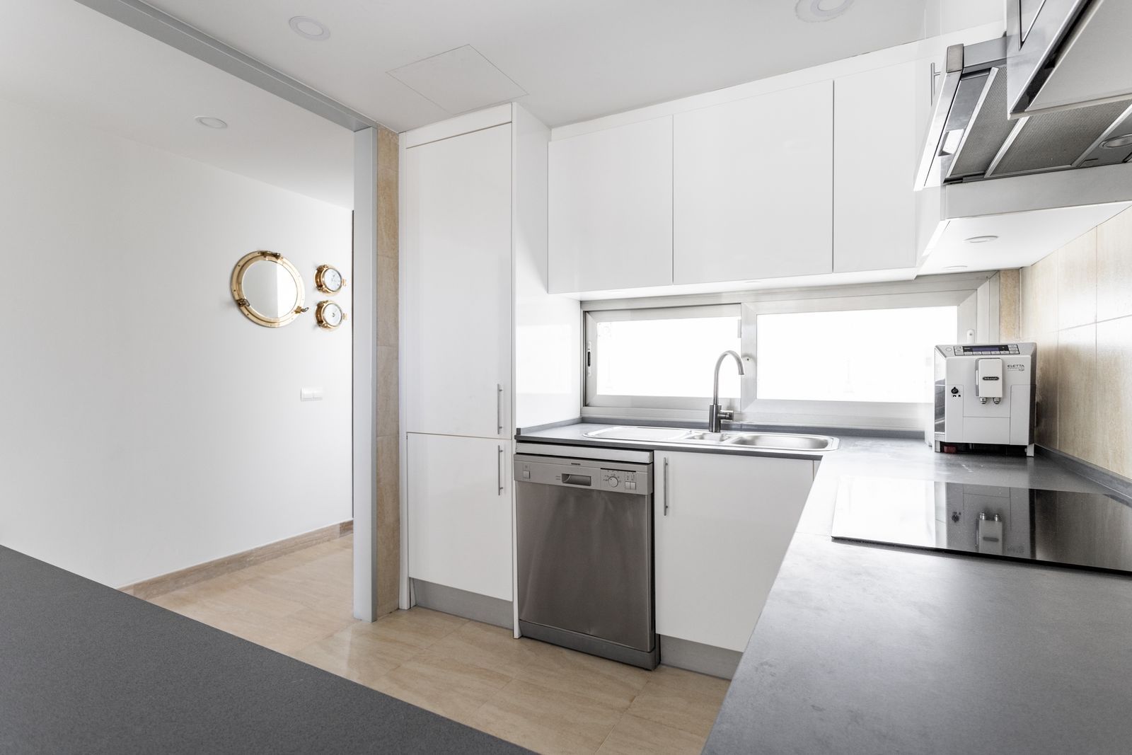 dc2762ffcd0e9d56b358d2d9431bf8a4 - 15