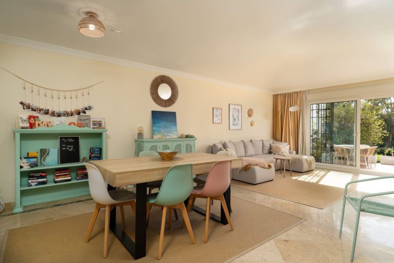 dc3ad7e5adf5f08de3b990b7c824e647 - 9