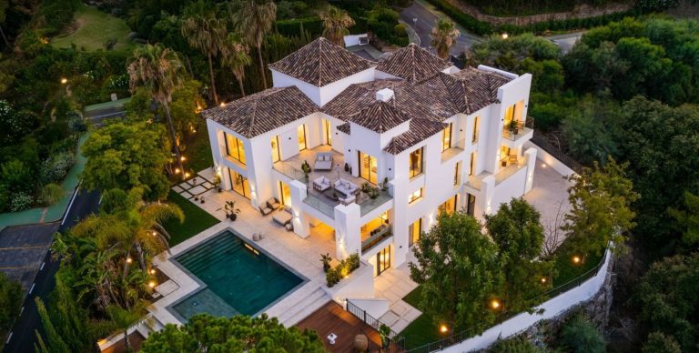 dcbda77bc47f845939a1a3767fed0d63 - 1