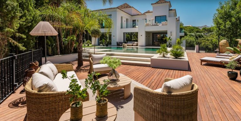 dcbda77bc47f845939a1a3767fed0d63 - 7