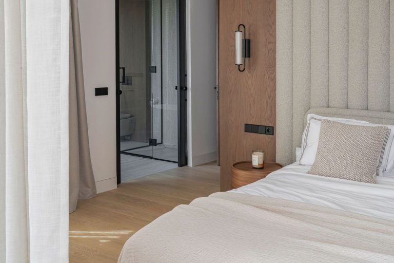 debc1771e3f08b8ef1bef5466082498d - 16