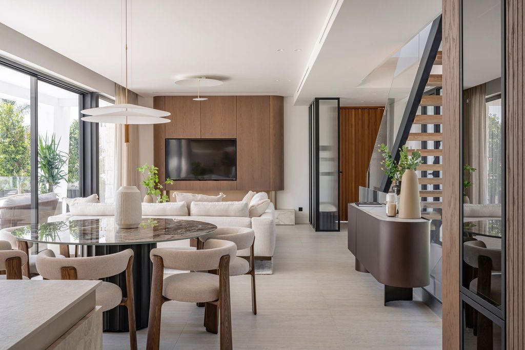 debc1771e3f08b8ef1bef5466082498d - 2