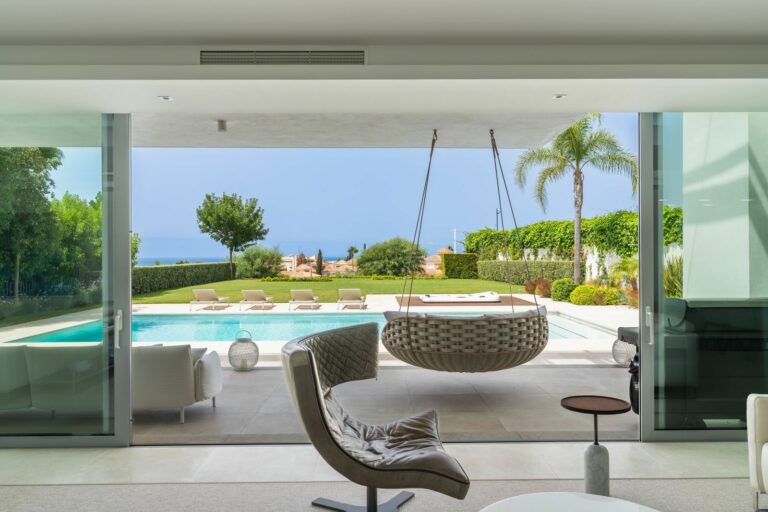 dee89c0bdc82bd2da3786acd5a2bd2d7 - 2