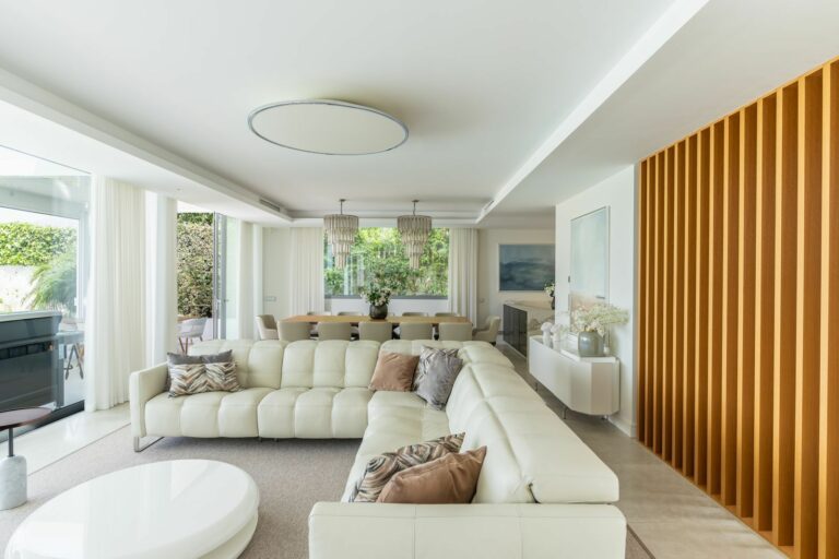 dee89c0bdc82bd2da3786acd5a2bd2d7 - 6