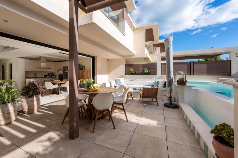 df10dcc32649f84ee6d3b47327ba7bf6 - 11