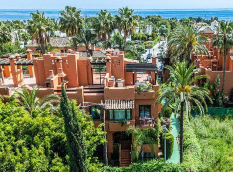 df2d1adb3519bdc5e6a7c0b3901c2ea2 - 1