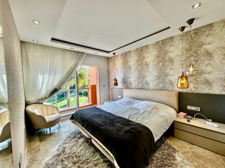 df2d1adb3519bdc5e6a7c0b3901c2ea2 - 11