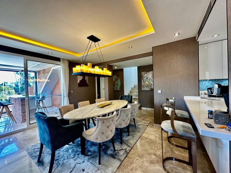 df2d1adb3519bdc5e6a7c0b3901c2ea2 - 13