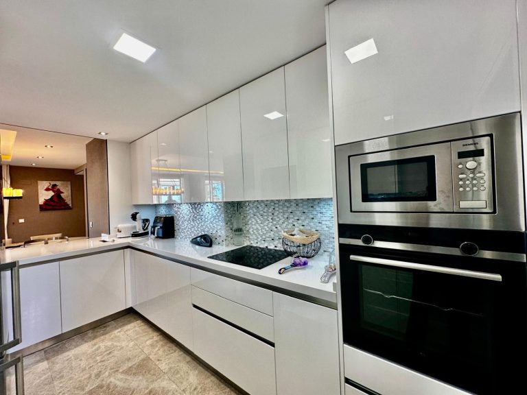 df2d1adb3519bdc5e6a7c0b3901c2ea2 - 15