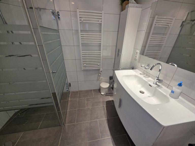 dfab4656ec698f031ac030439779d083 - 10