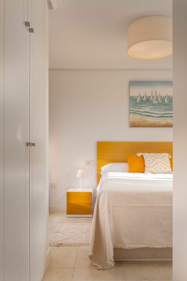 dffb50c13ede0e1bcfbcc993724806d6 - 10