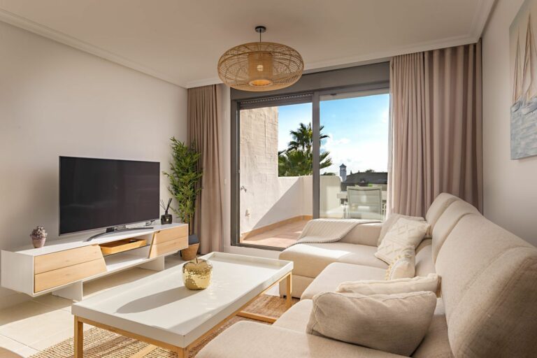 dffb50c13ede0e1bcfbcc993724806d6 - 5