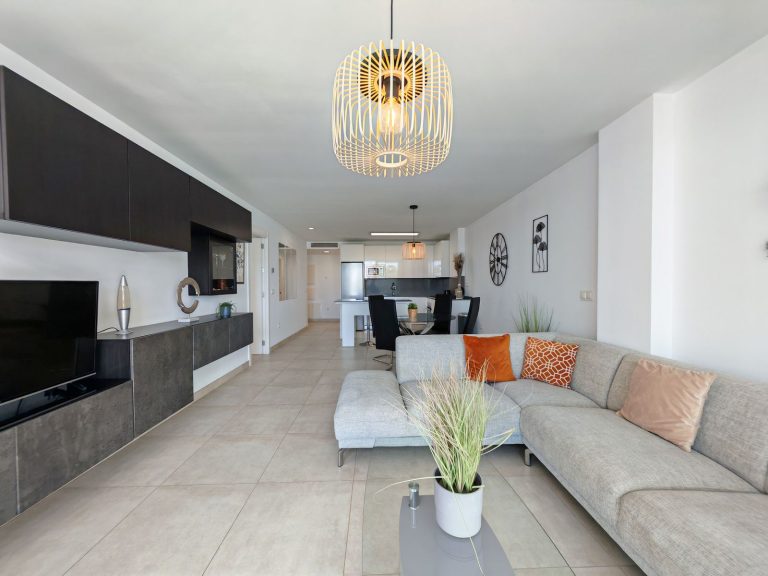 e19f088d2dbc0dc84847dcb3526a6027 - 4