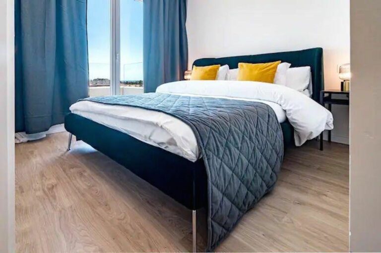 e25bf1c8fe97049cbbe4ed1dfe897564 - 10