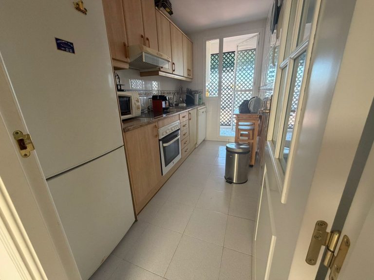 e29a2748fef82a6ab1c05dd5b684b4e2 - 11