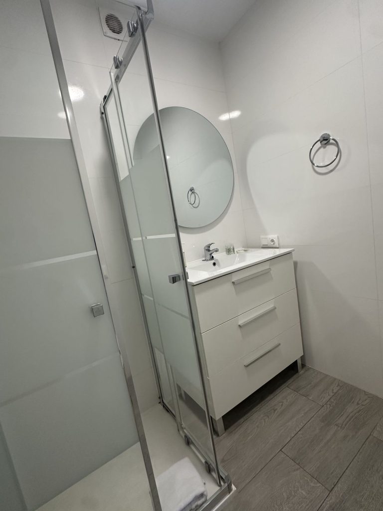 e3265c709577d8b9efa7cbc8f2ee8492 - 5