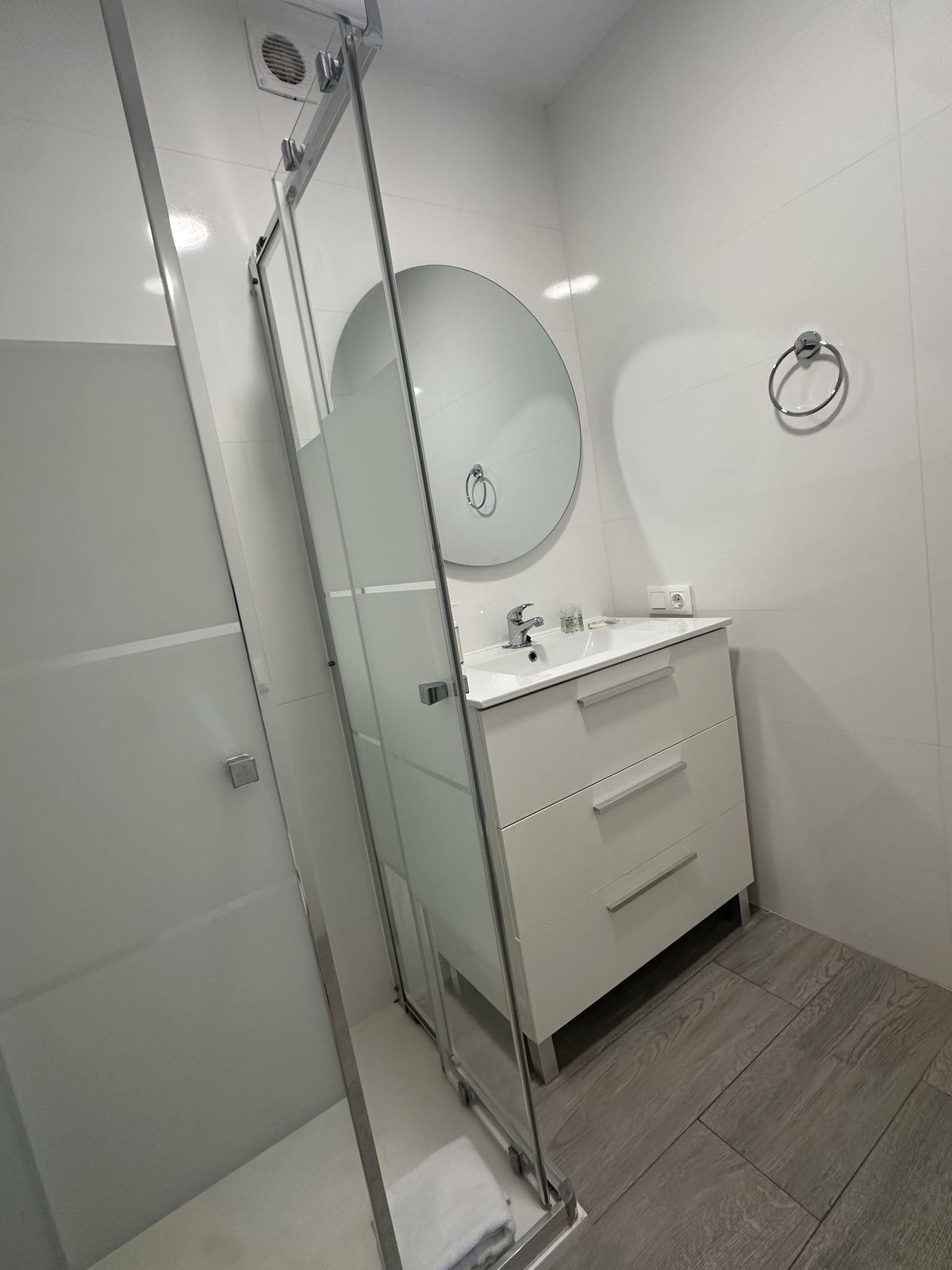 e3265c709577d8b9efa7cbc8f2ee8492 - 5