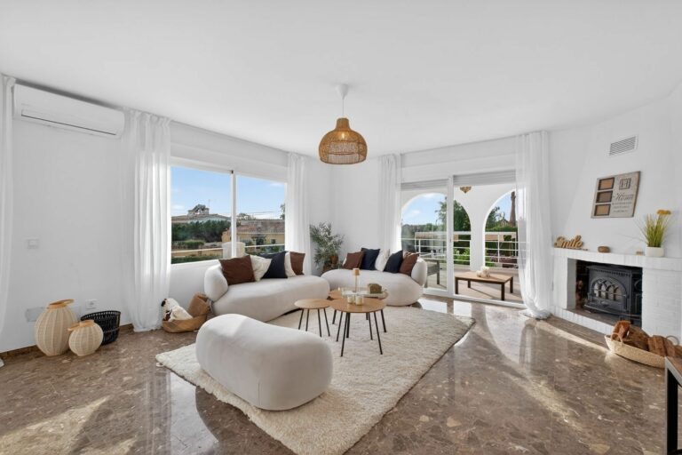 e3500ab57b1948db029c984519b62f59 - 15