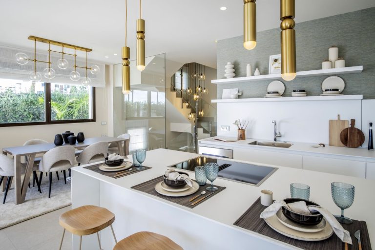 e45c9f9cf9fbfaf48c51f7f91dc02f77 - 13