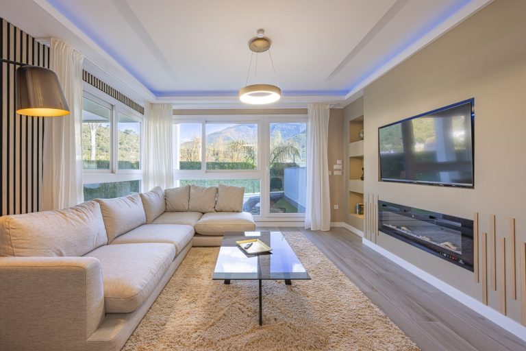 e656c6e8248fc95986588b2cc0b56ea1 - 1