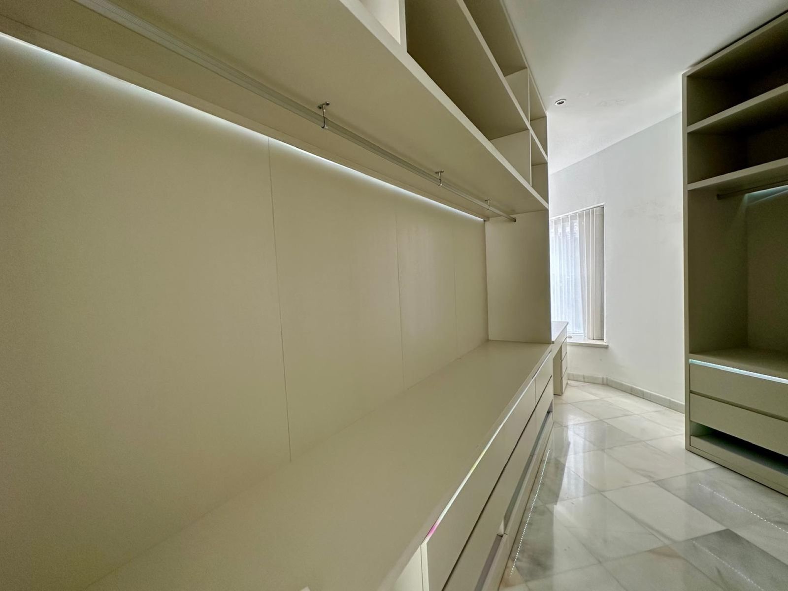 e6ad4645b7eefdcf7b1d77cc3b269cfb - 14