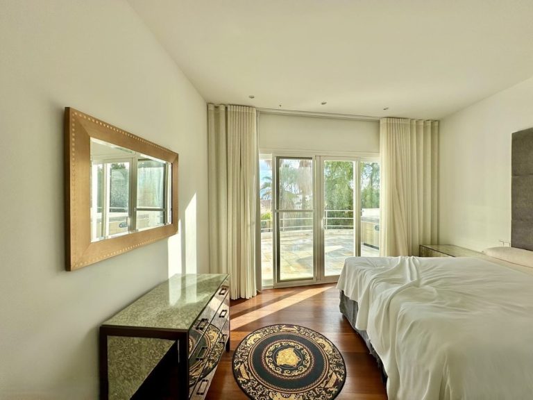 e6ad4645b7eefdcf7b1d77cc3b269cfb - 5