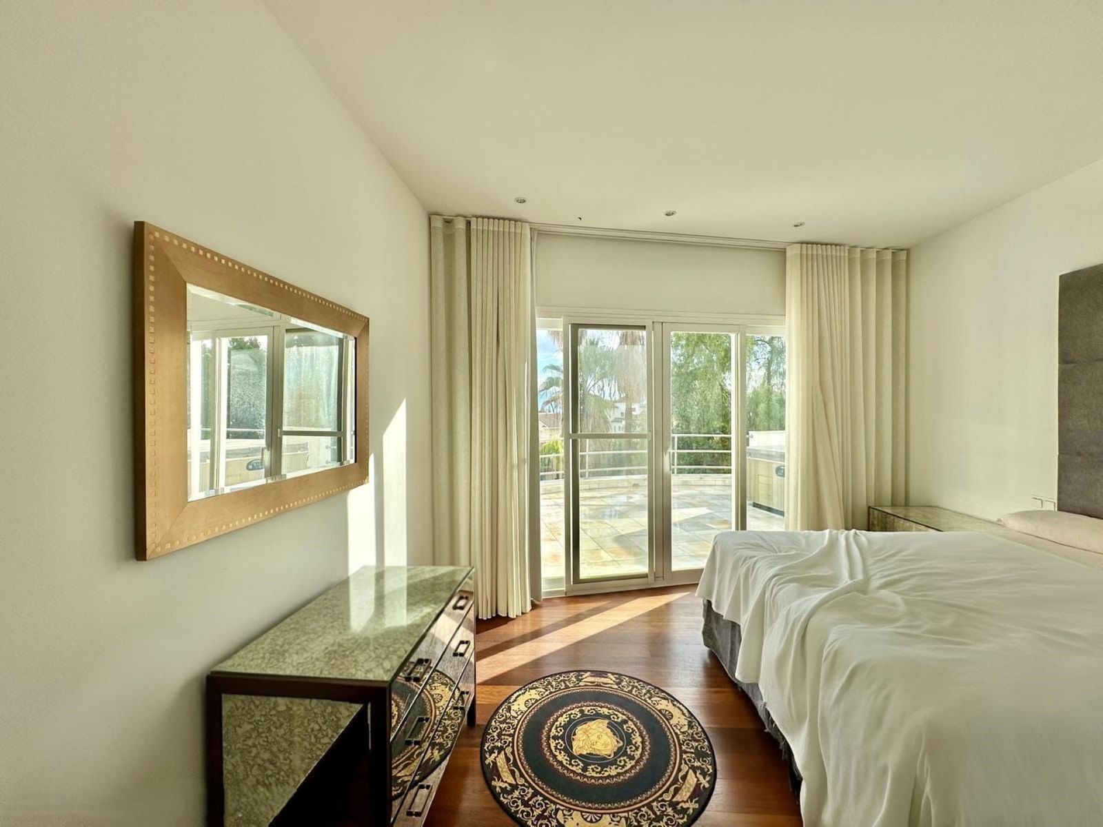 e6ad4645b7eefdcf7b1d77cc3b269cfb - 5